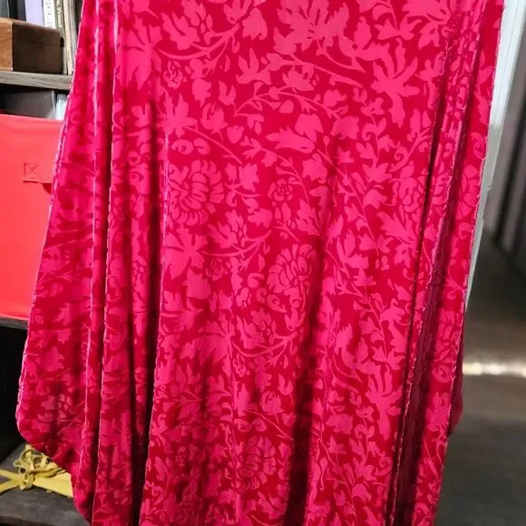 Ellos Women's Red and Pink Blouse - Picture 2 of 8